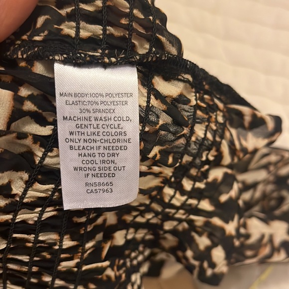 NWT Halogen Animal Print Top - Picture 6 of 8